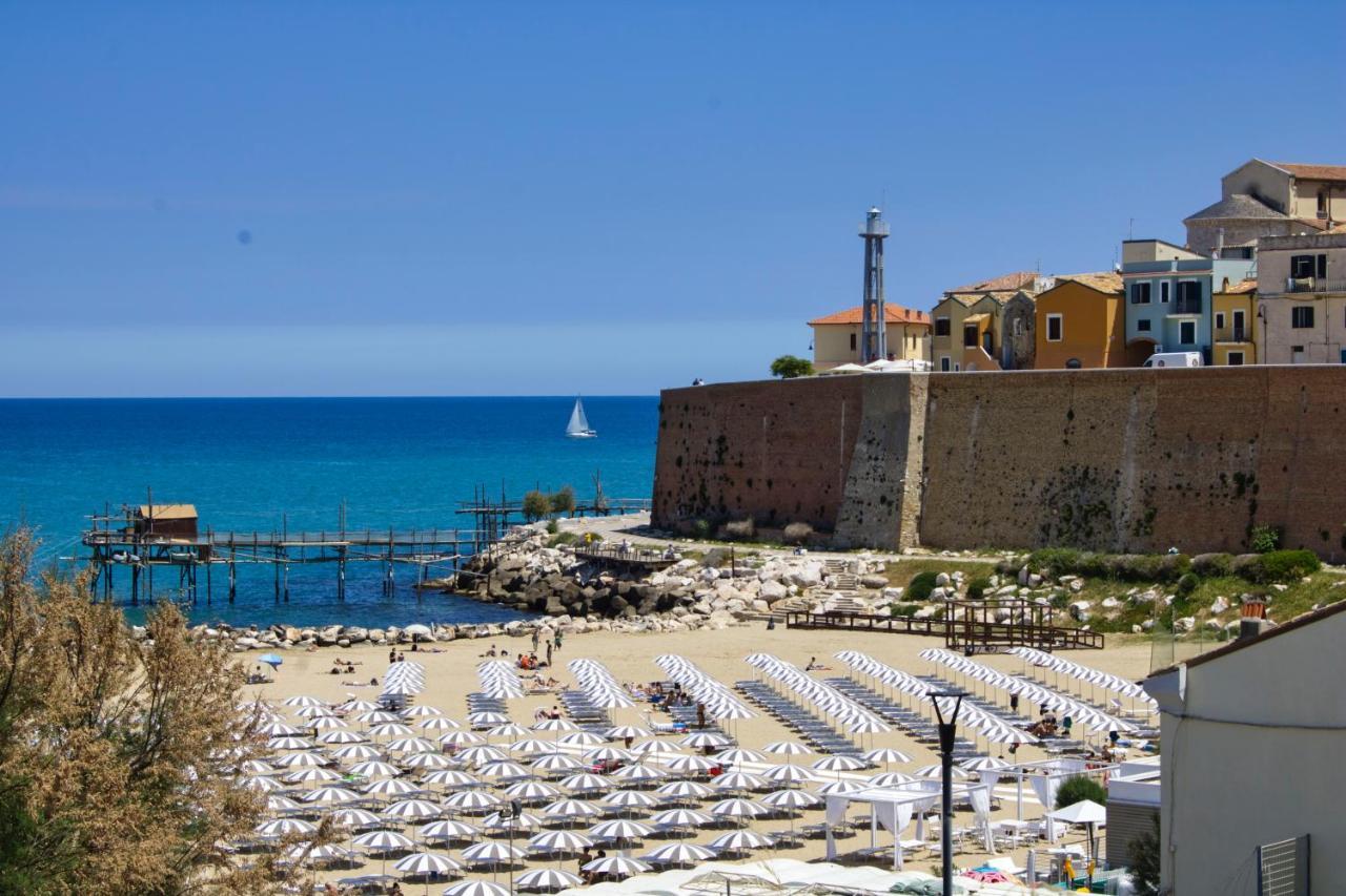 Nel Cuore Del Borgo Antico Termoli Exterior foto